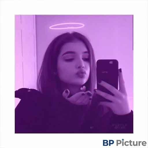 Cute Attitude Dp Girl