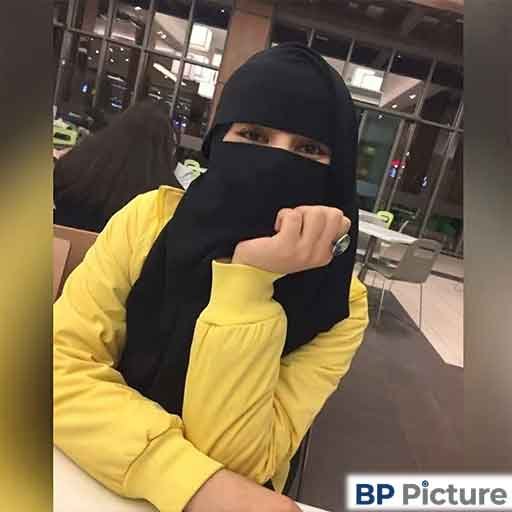 Hijab Girl Pic