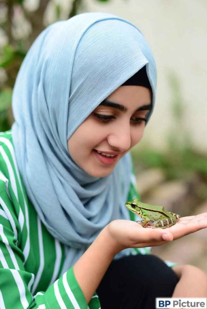 One Girl One Frog Image