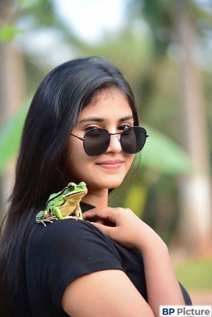 One Girl One Frog Photo