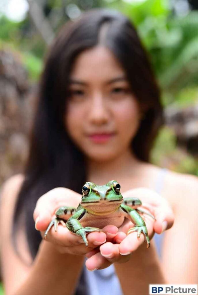 One Girl One Frog Pic