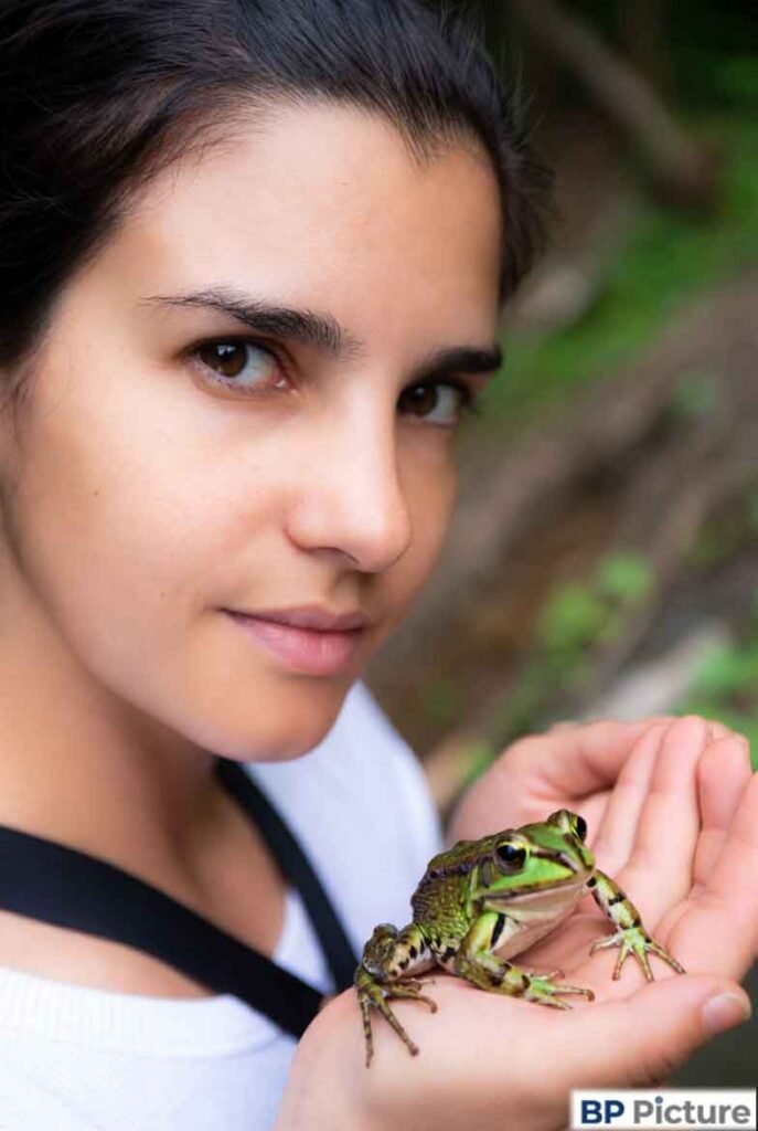 One Girl One Frog Pic