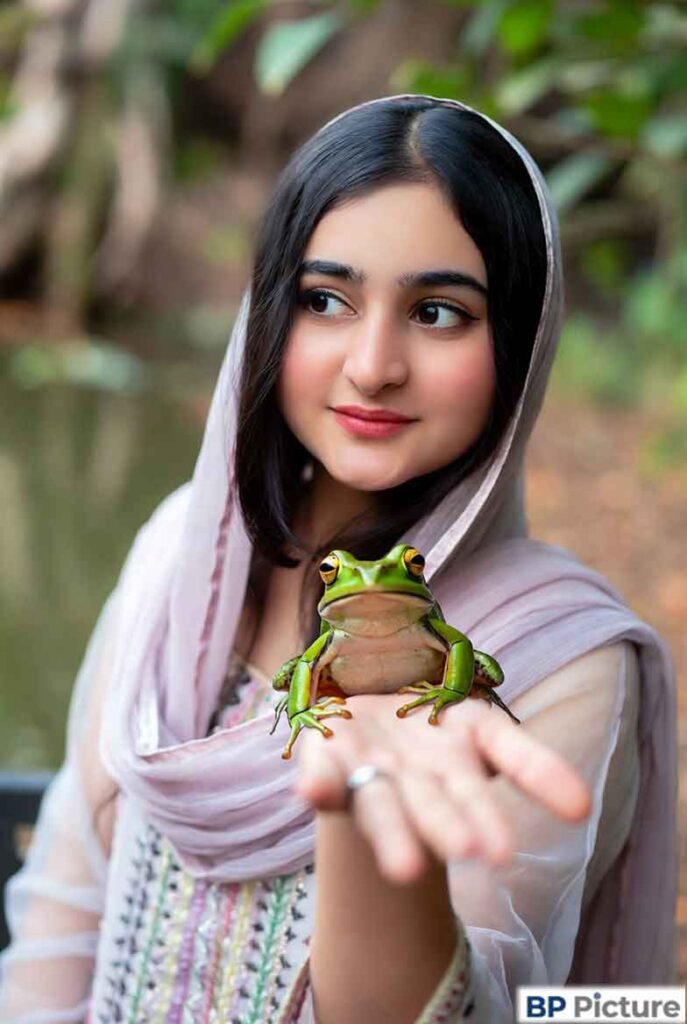 One Girl One Frog Pic
