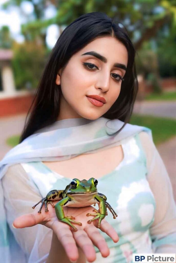 One Girl One Frog Pic
